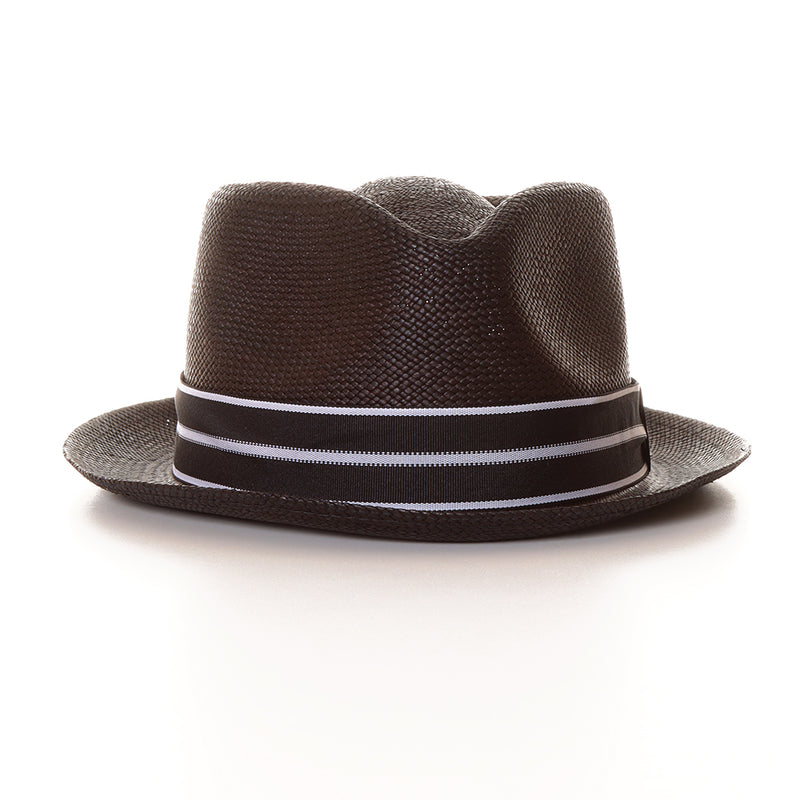 De dónde se originaron los sombreros de paja?